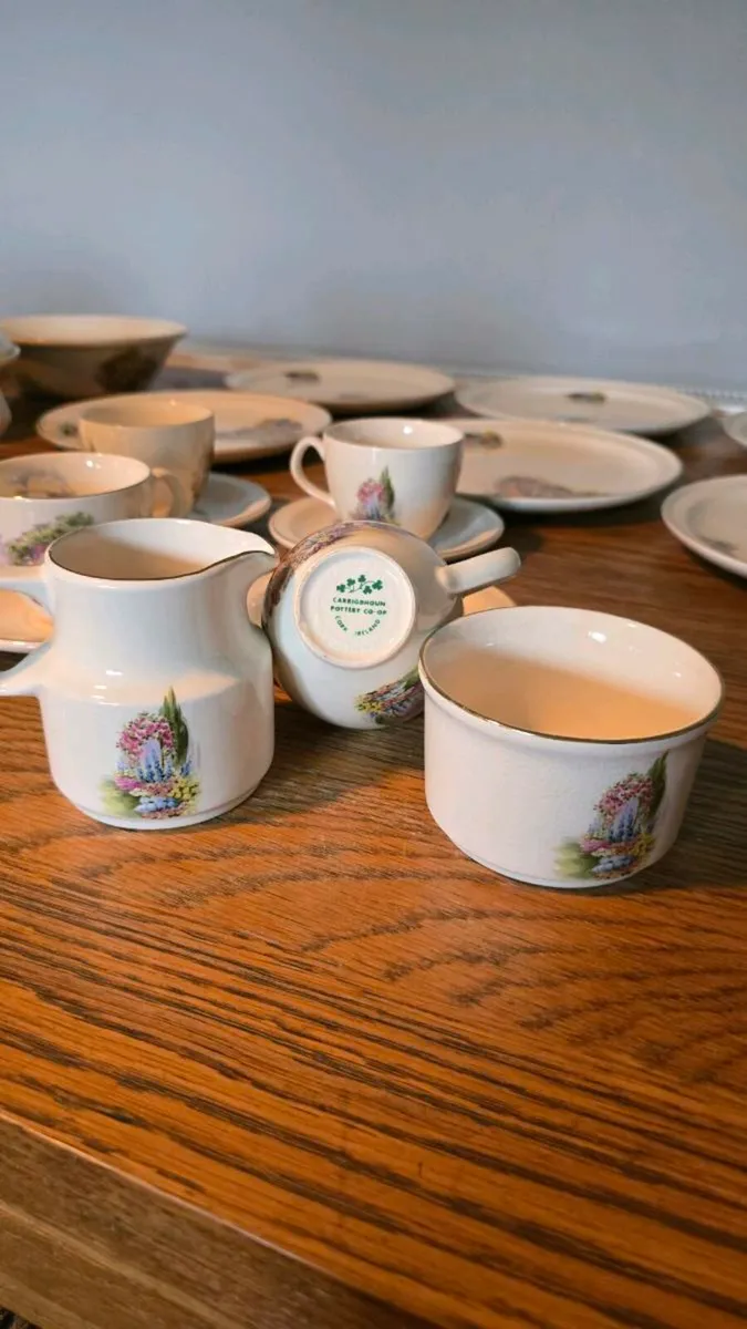 Crockery Carrigdhoun pottery co-op Cork.  Ireand - Image 2