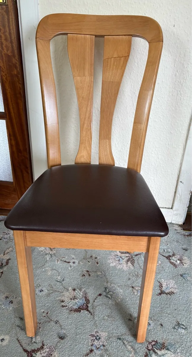 Kitchen chairs x 4