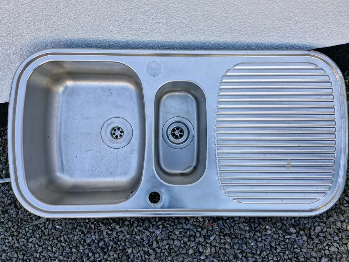 Stainless sink - Image 1