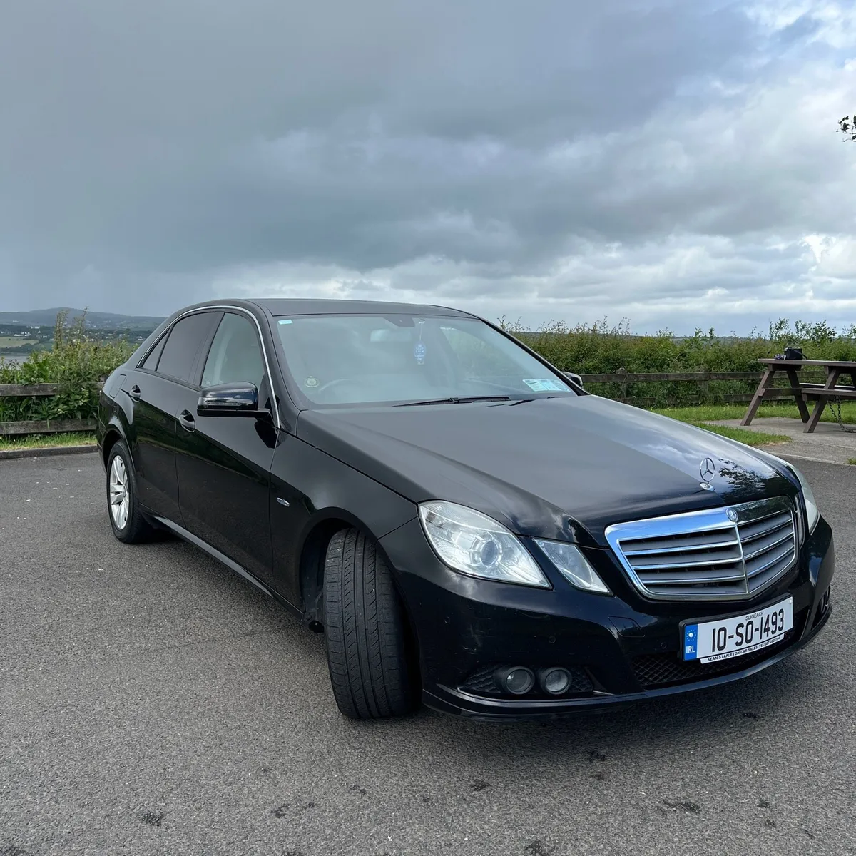 Mercedes-Benz E200 diesel automatic - Image 2