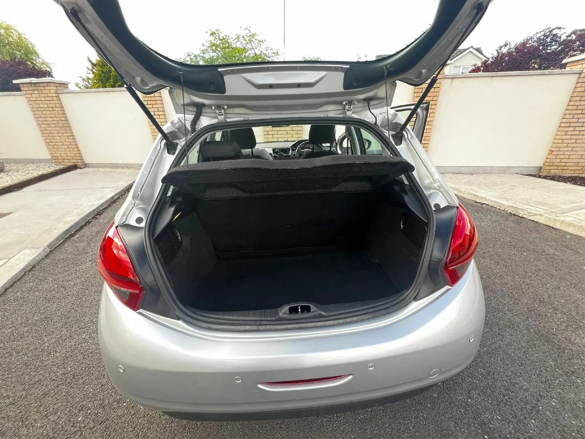 Peugeot 208 2017 - NCT 03/27 - Image 2
