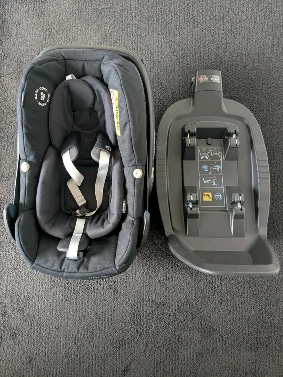Baby car seat - Image 1