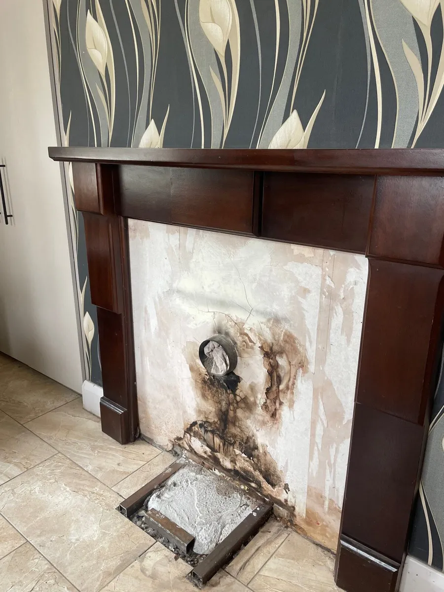Mahogany mantelpiece