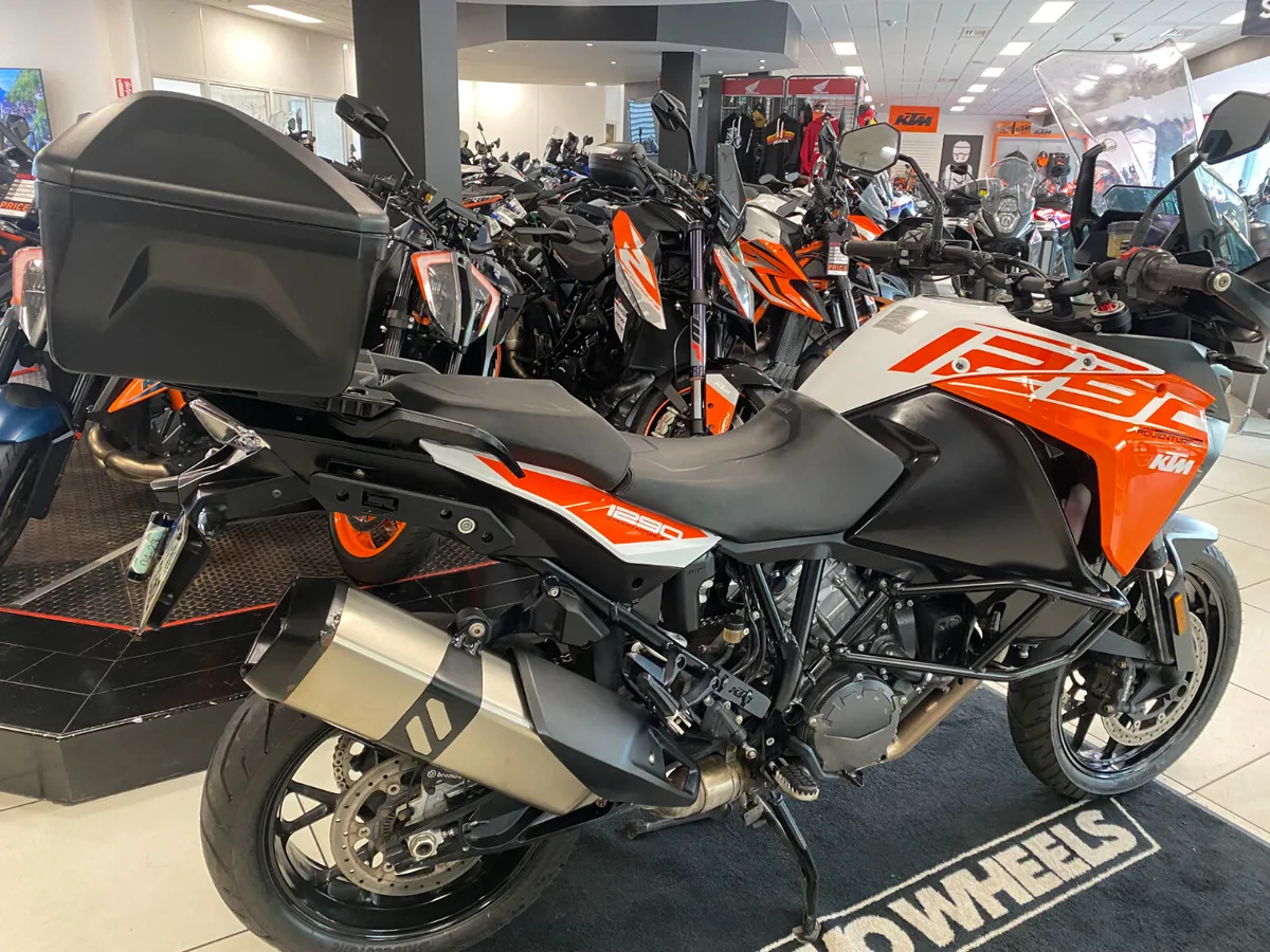 KTM 1290 Adventure - Image 2