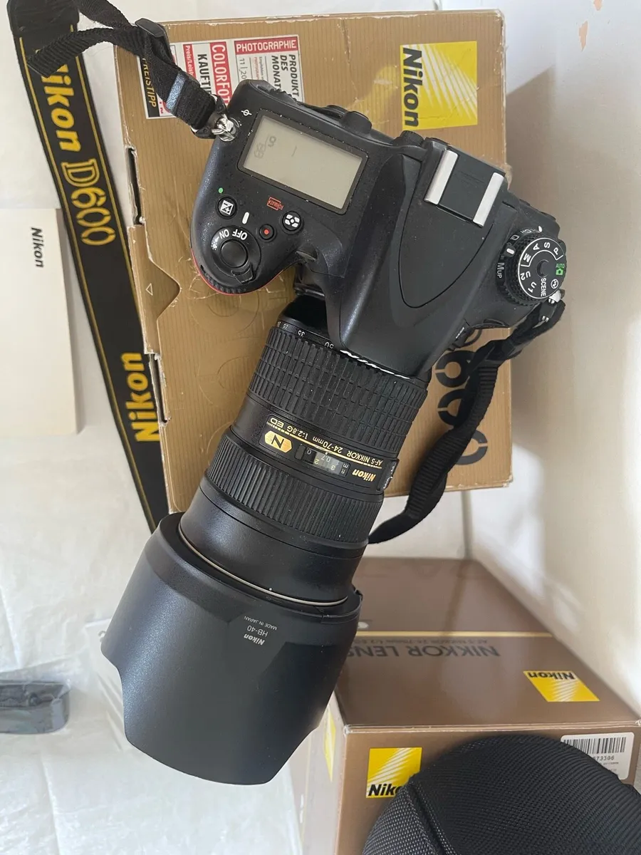 Nikon D600 camera +24-70mm f/2.8G Ed lens 3 batt - Image 2