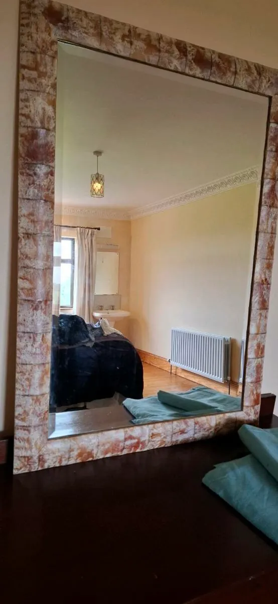 Large walk mirror - Image 1