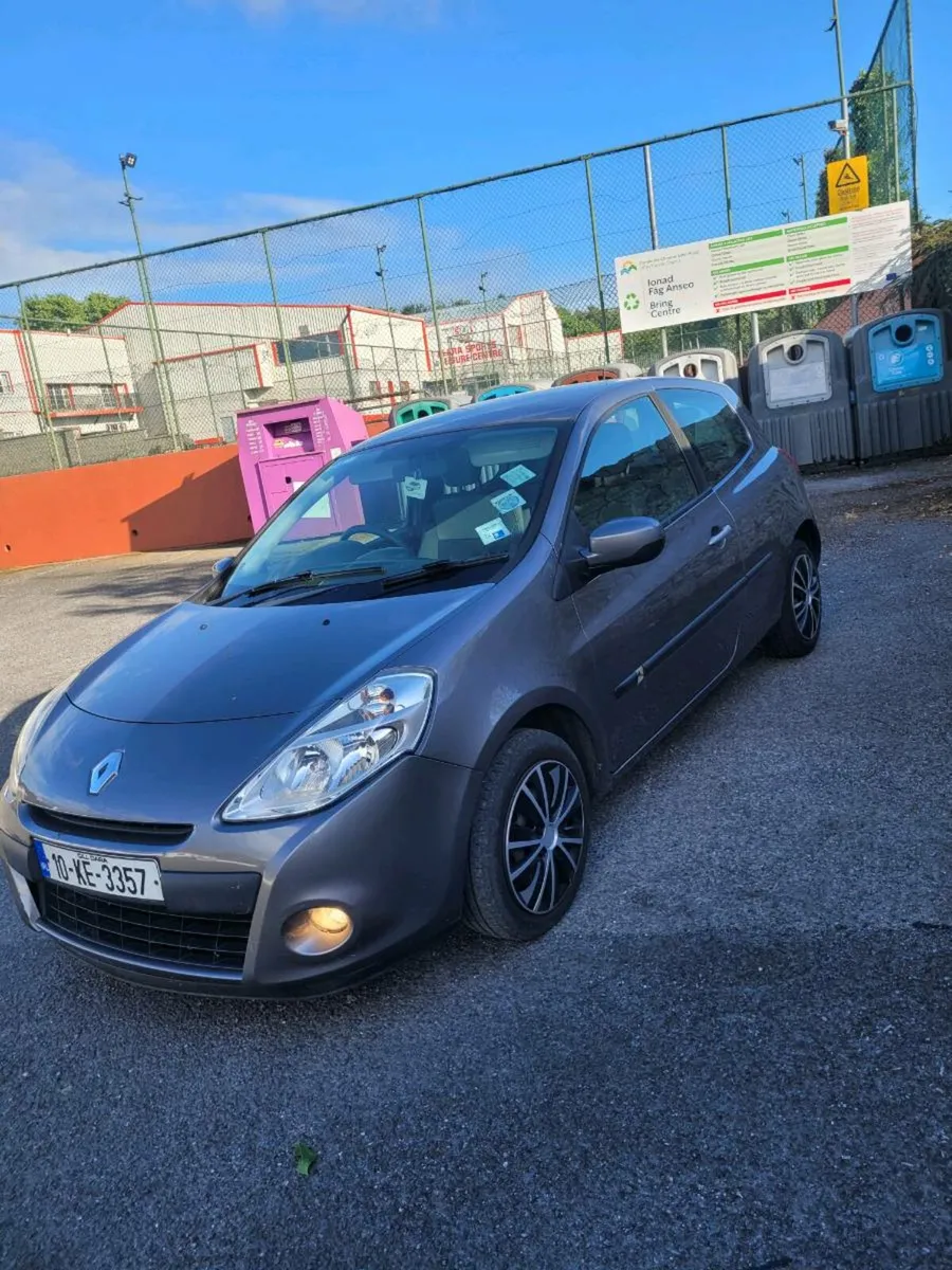 Renault clio 2010 - Image 2