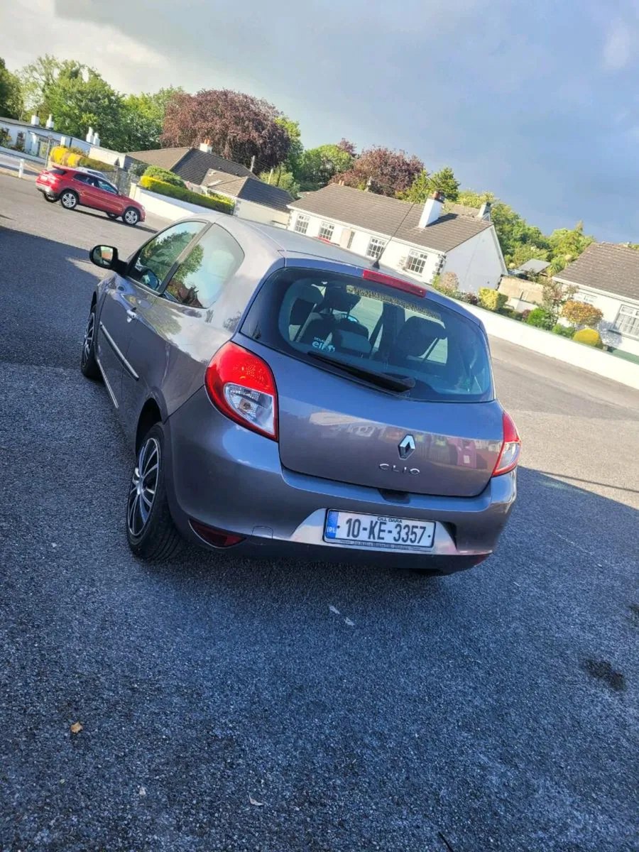 Renault clio 2010 - Image 3