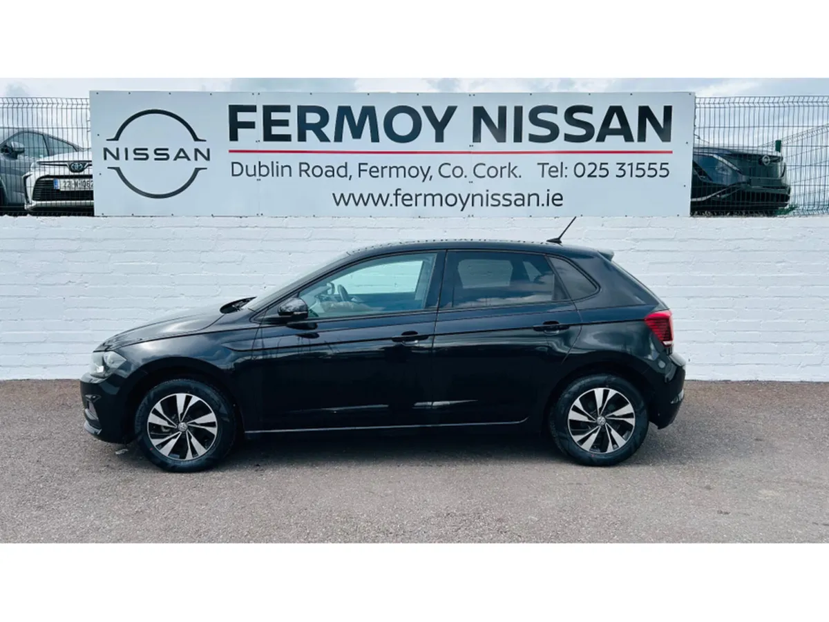 Volkswagen Polo 1.0 COMFORTLINE AUTOMATIC - Image 2
