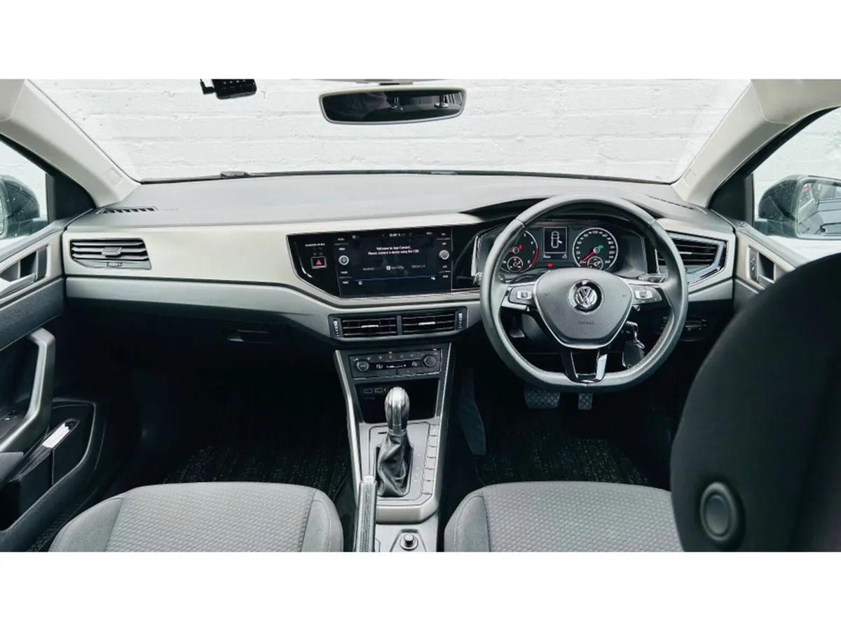 Volkswagen Polo 1.0 COMFORTLINE AUTOMATIC - Image 3