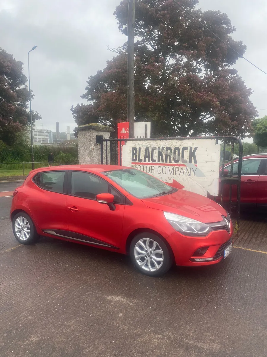 Renault Clio 2017 - Image 1