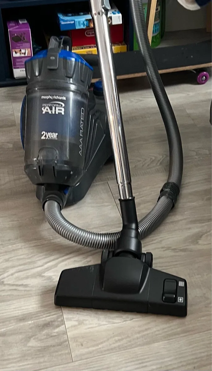 Vacuum - Image 4
