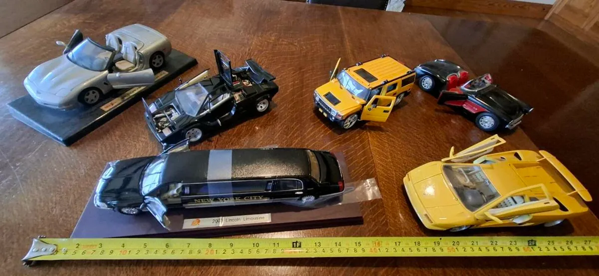 Model vintage cars x 6 - Image 1
