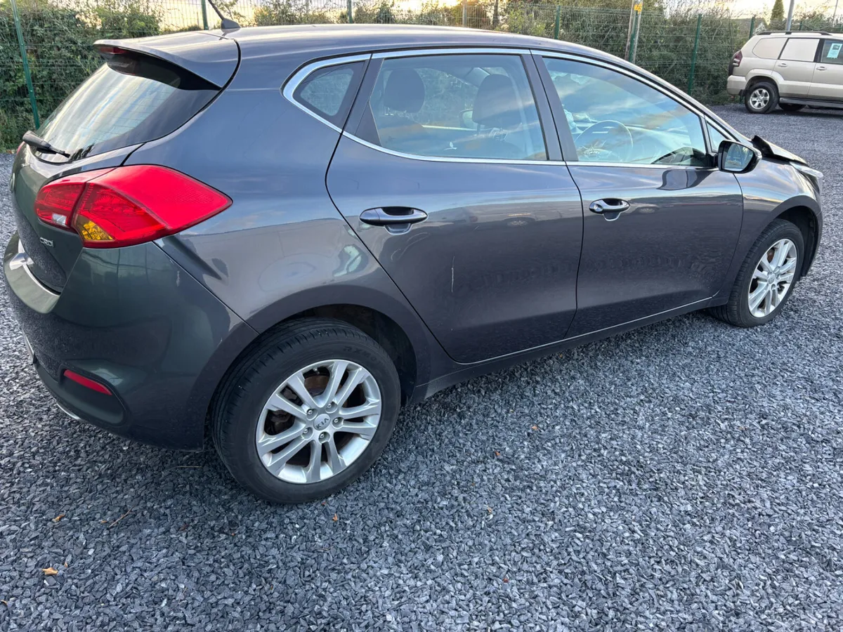 152 KIA CEED Diesel - Image 3