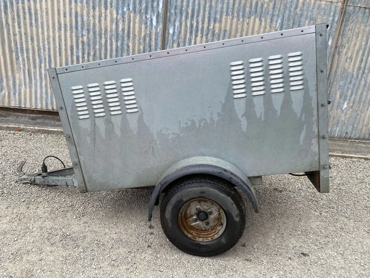 Dog trailer - Image 1