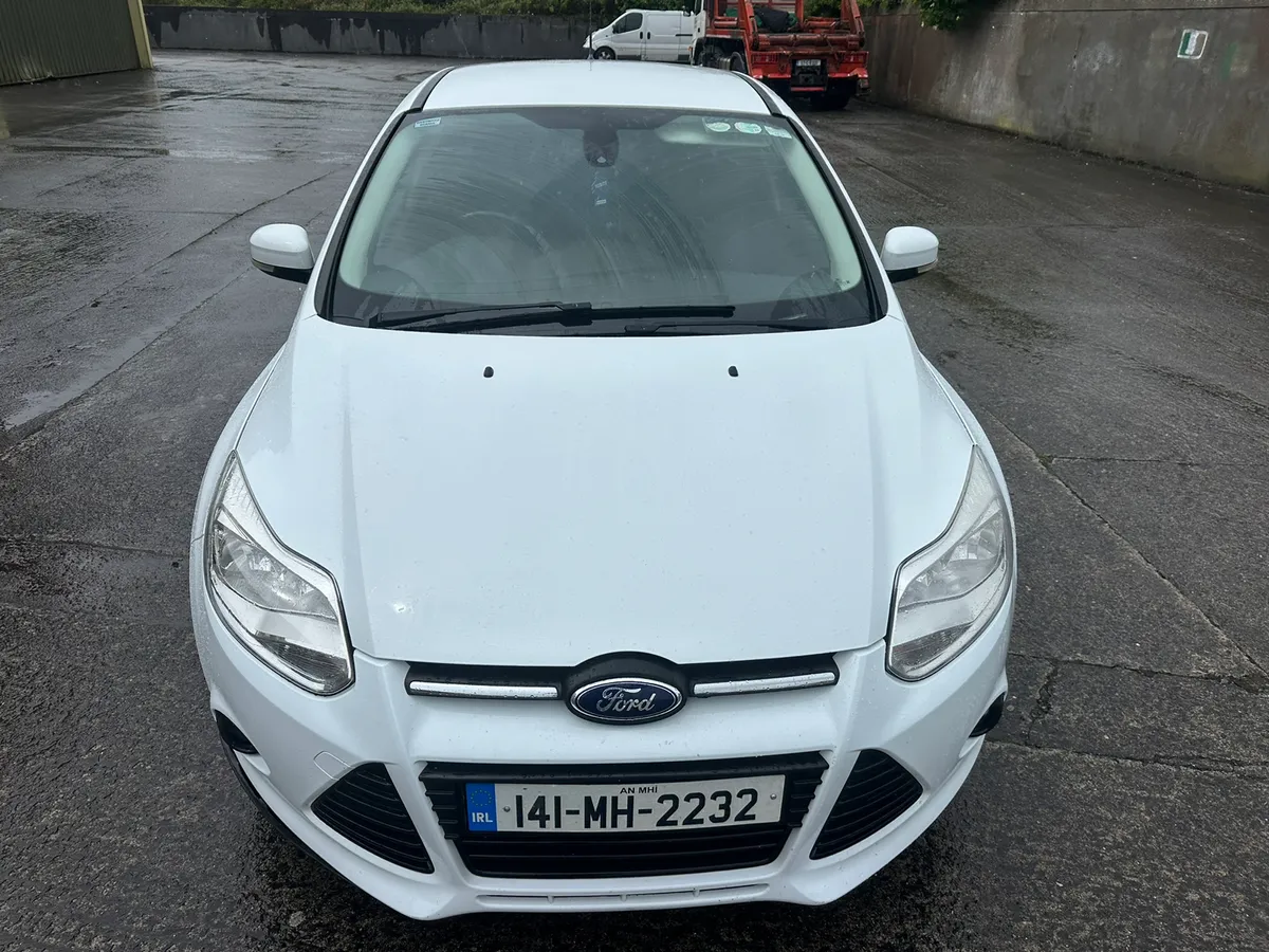 14 Ford Focus 1.6 tdci DOE 8/26 - Image 2