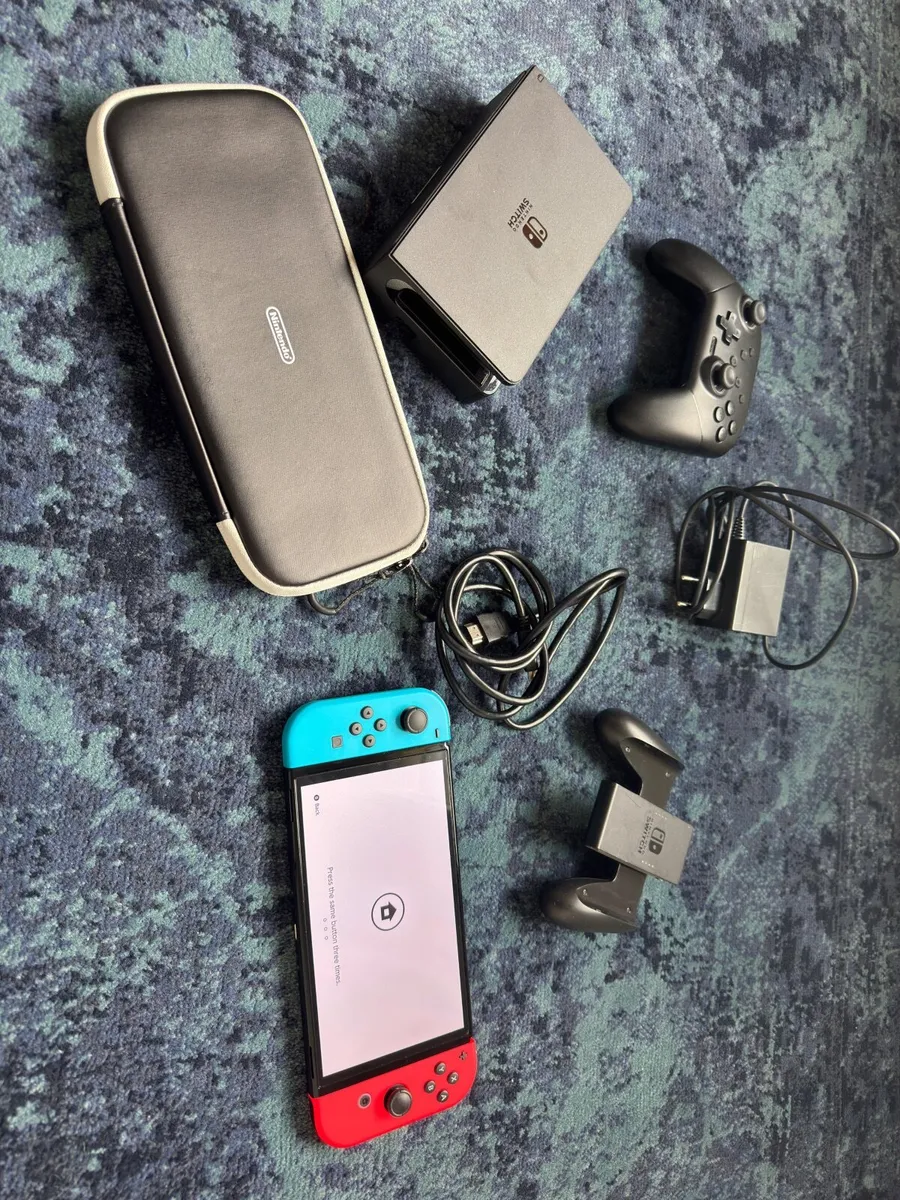 Nintendo OLED switch - Image 1