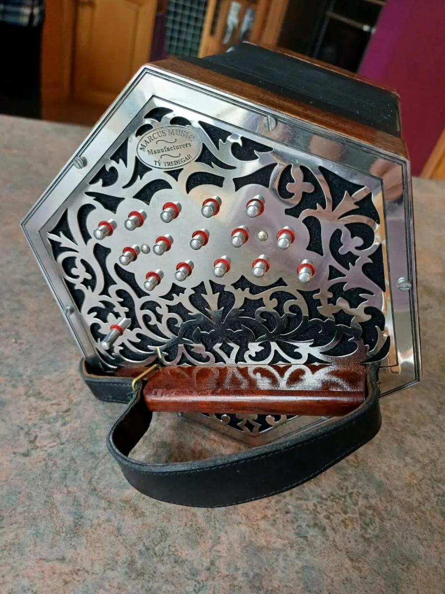 Marcus Concertina - Image 3