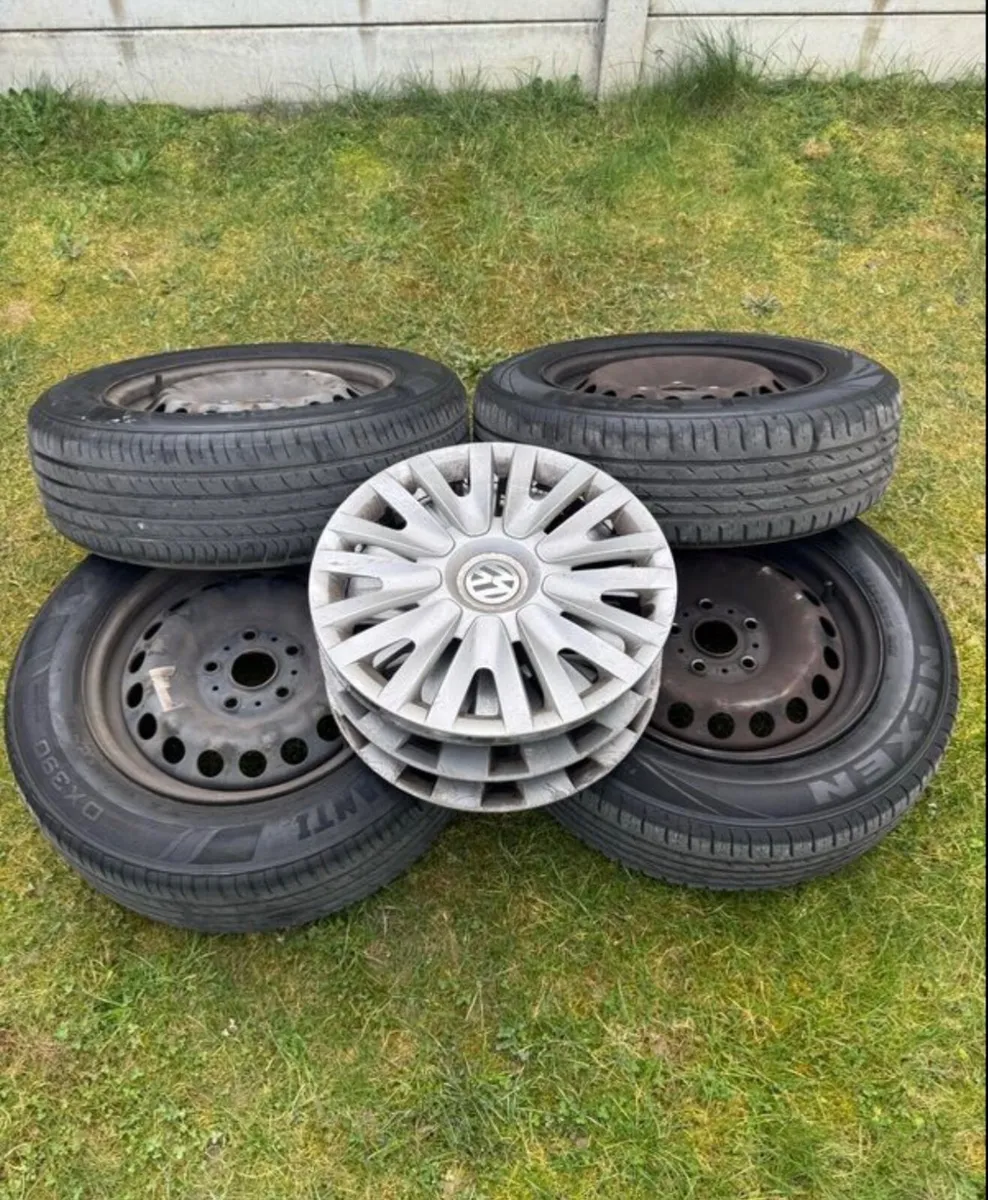 New R15 TOYO Tyres 195/65 - Image 1