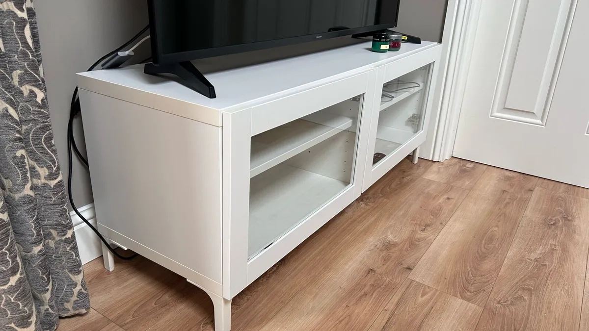 TV STAND - Image 2