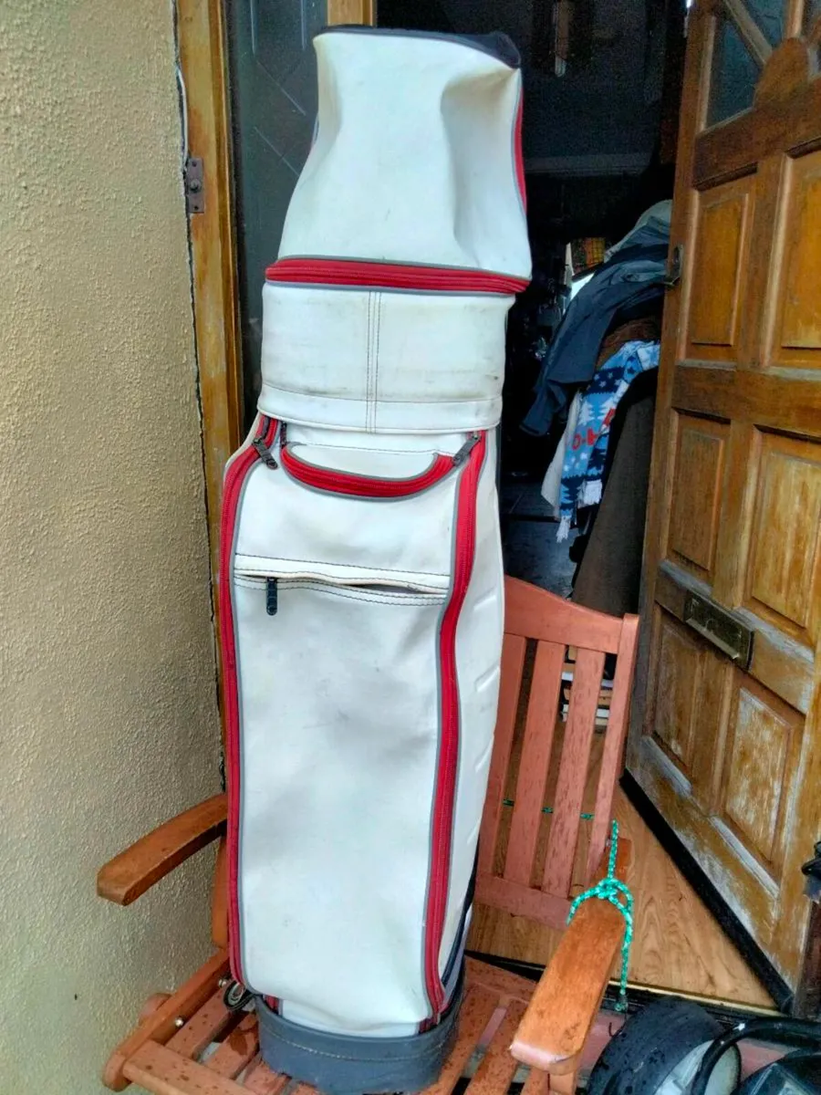 TaylorMade golf bag - Image 3