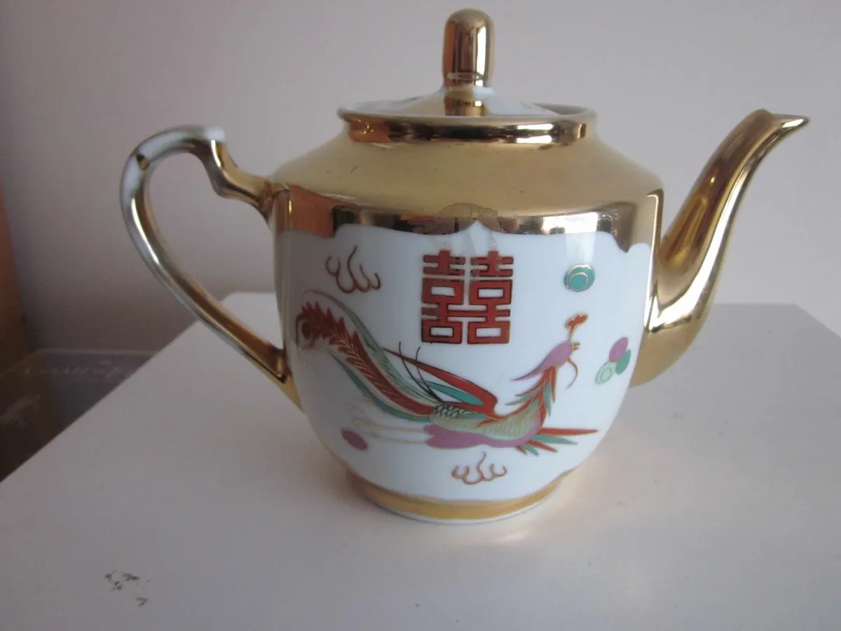 Chinese Phoenix/Dragon Gold Trim PorcelainTeapot 1 - Image 4