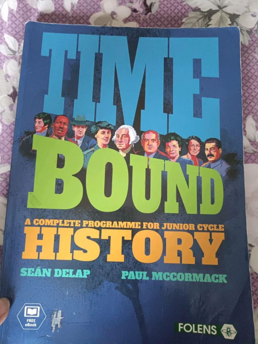 School books - Image 1