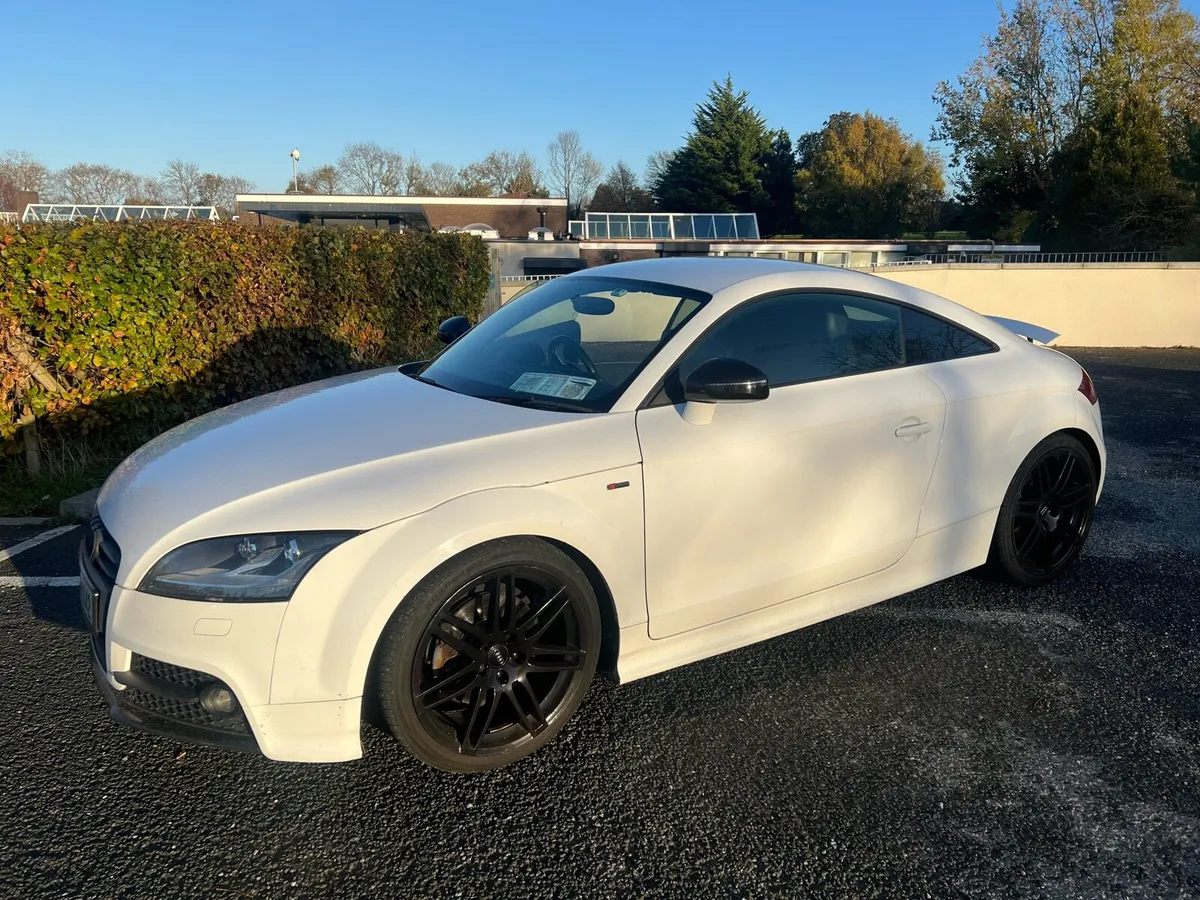 Audi TT 2.0 TDI Quattro Black Edition of 2012 - Image 4
