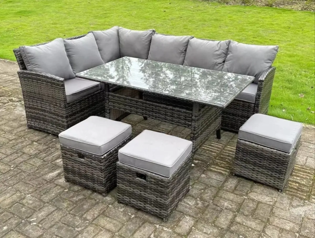 Corner Garden Sofa Set | Rattan | Table + Poufs
