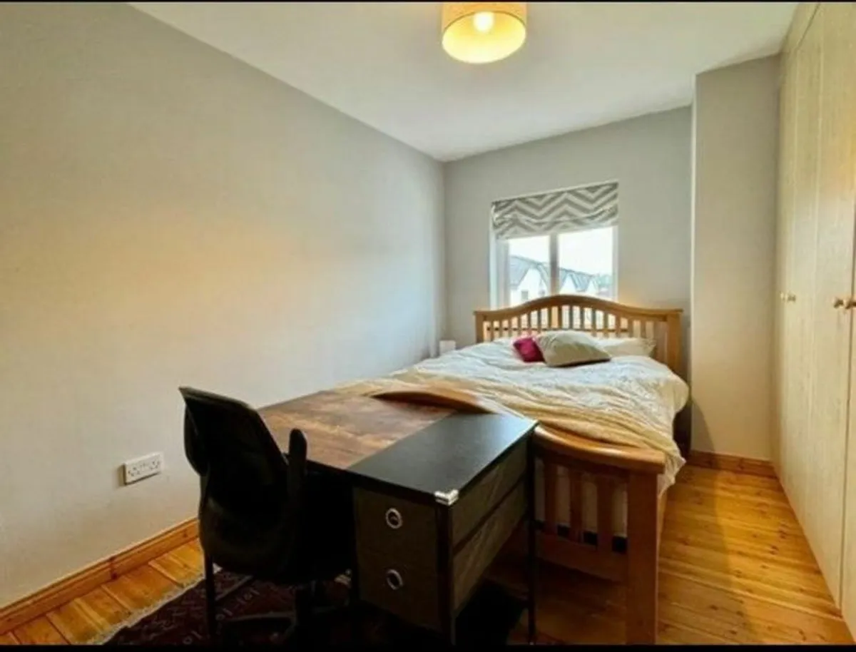 bedframe - Image 1