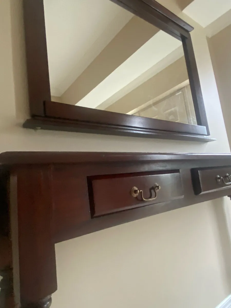 Console table with matching mirror - Image 4