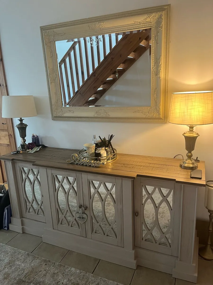 Sideboard
