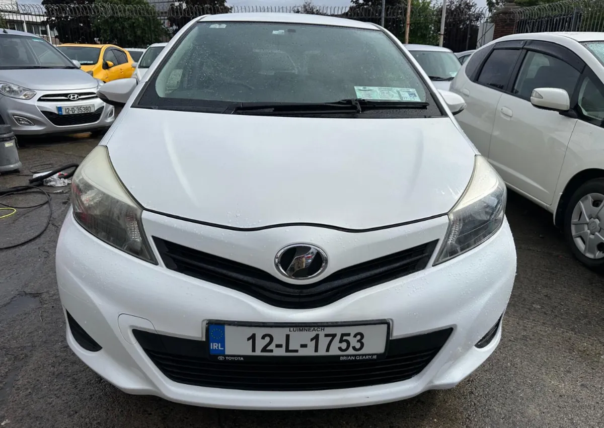 Toyota Vitz 2012Automatic/ New Nct/Warranty. - Image 3