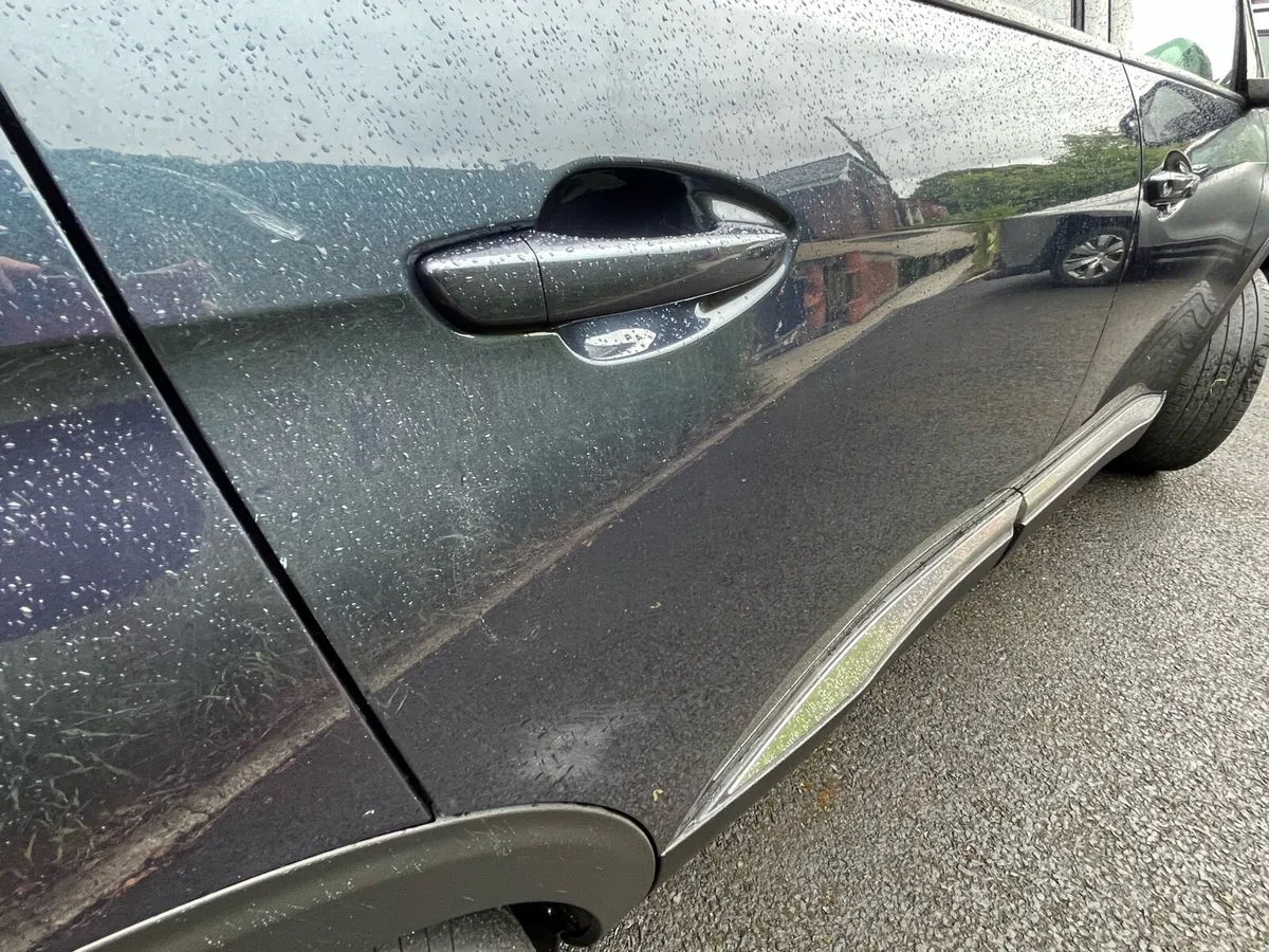 Peugeot 5008 Diesel Allure 7 seater - Image 2