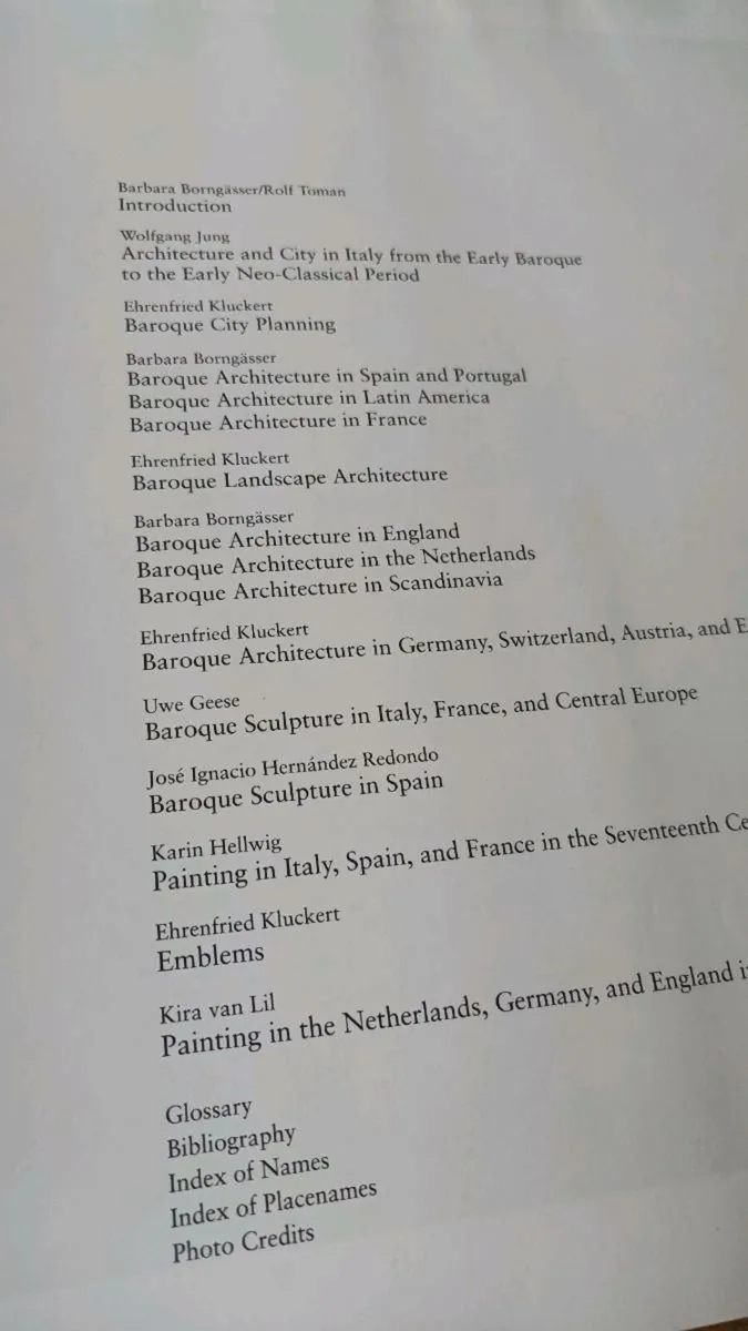 Heavy hardback book on Baroque, D18 post 6e - Image 4