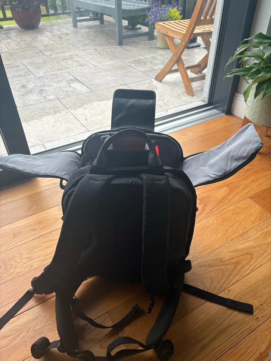 Manfrotto Camera Bag / Backpack - Image 4