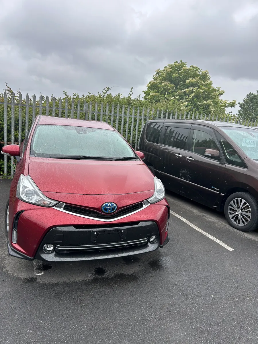 Toyota Prius 7 seater auto hybrid - Image 2