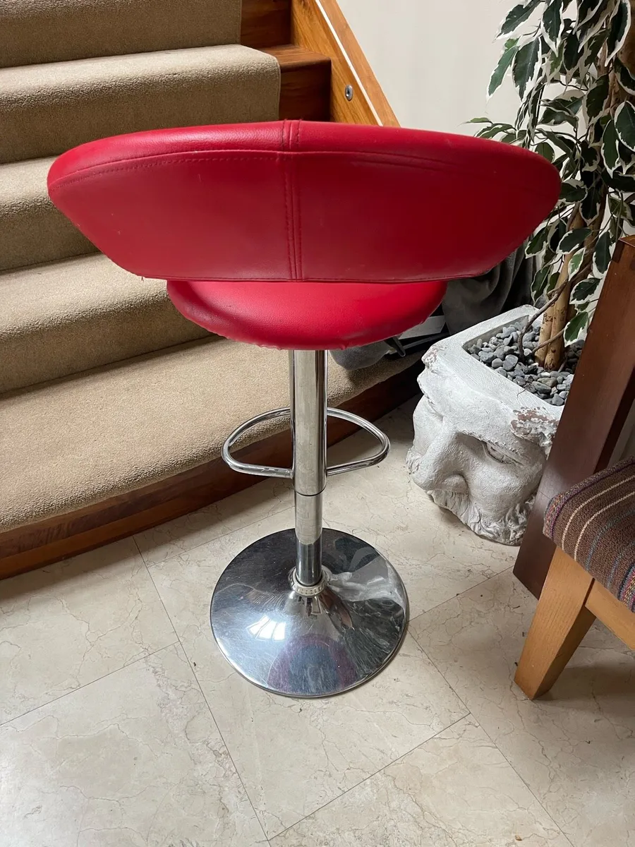 Tall Red Kitchen Island Breakfast High Stool - Image 2