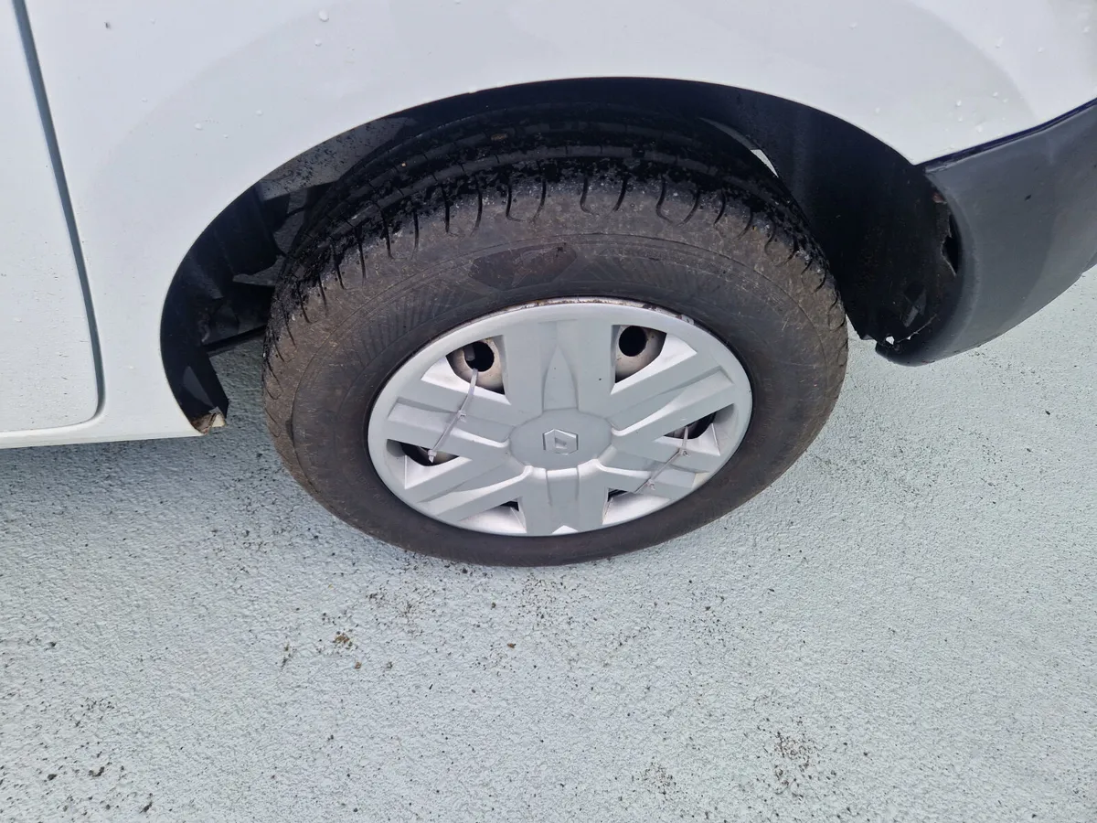 RENAULT KANGOO 2018 - Image 3