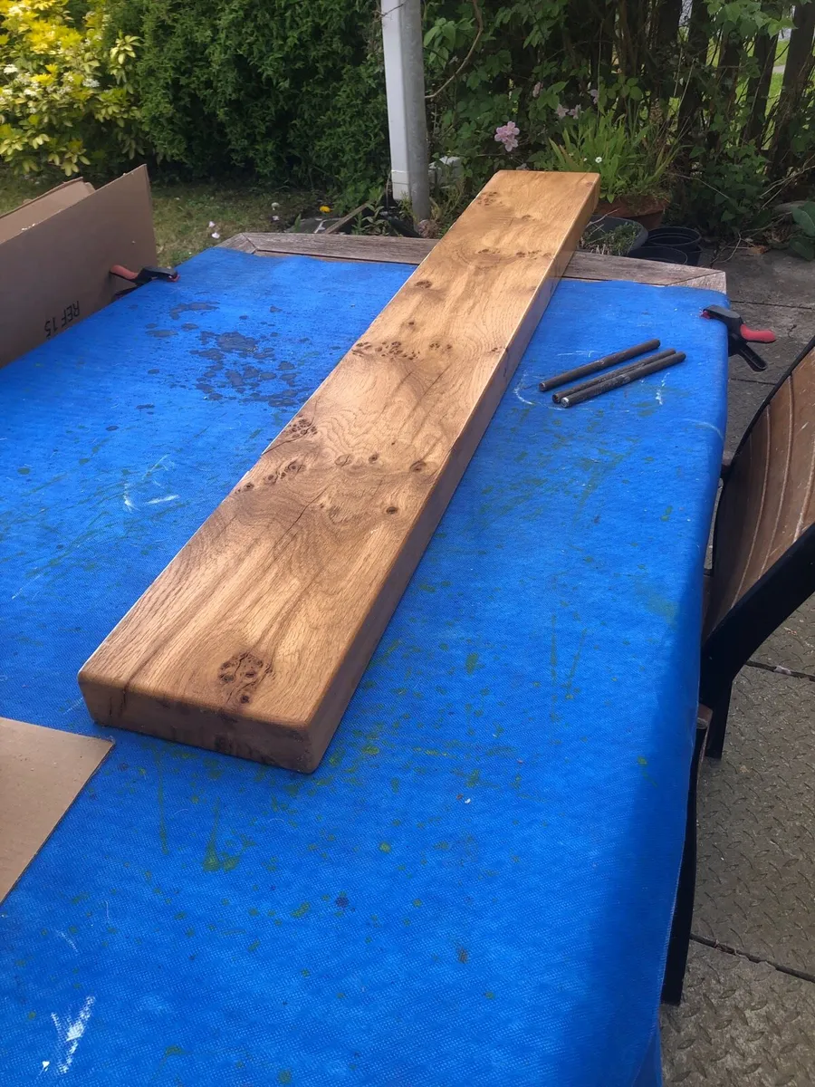Oak shelf - Image 1
