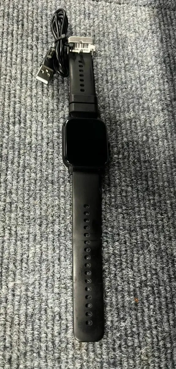 Smart Watch + cable - Image 1