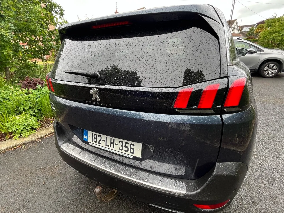 Peugeot 5008 Diesel Allure 7 seater - Image 4
