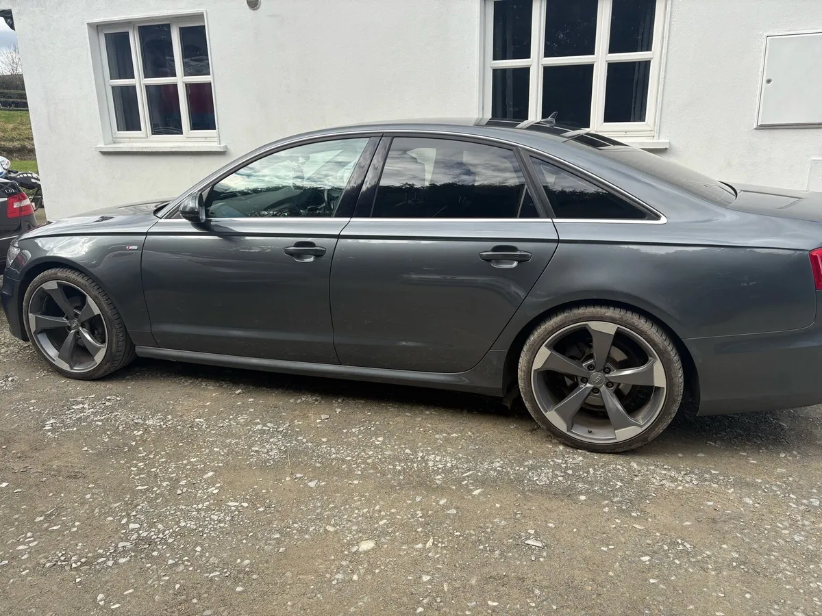 141 Audi a6 sline black edition - Image 4
