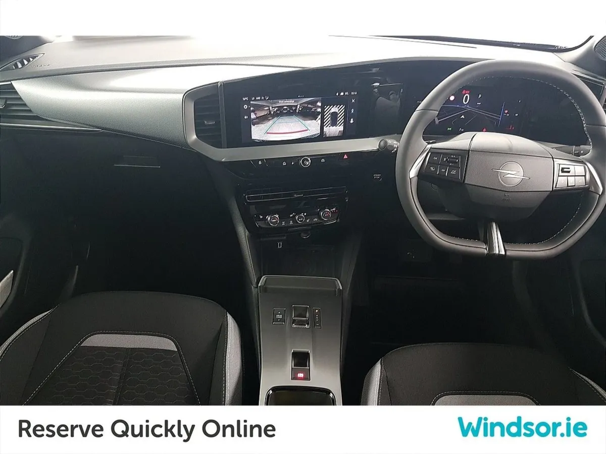 Opel Mokka Hybrid Elegance 1.2 136hp Automatic - Image 4