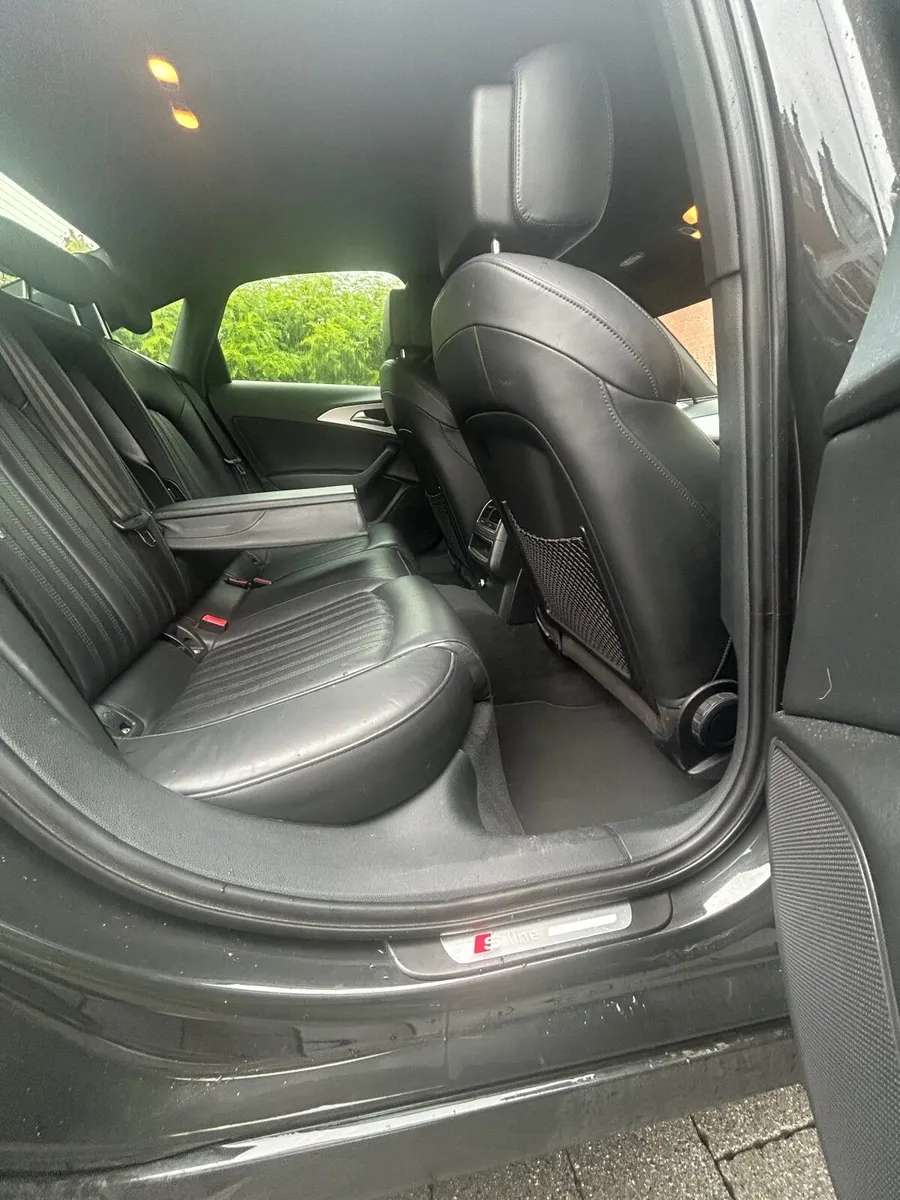 Audi A6 2012 - Image 2