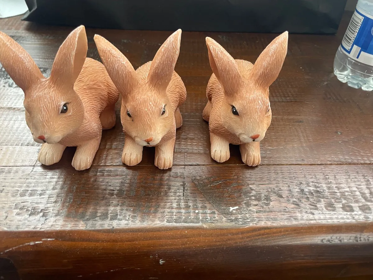 3 bunny’s figures garden etc - Image 3