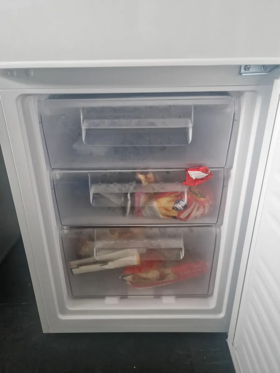 Fridge - Image 2