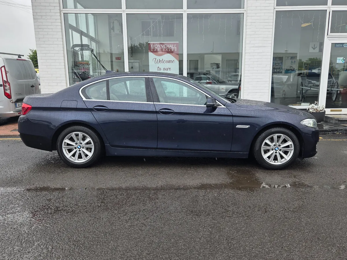 BMW 5-Series 2015 - Image 3