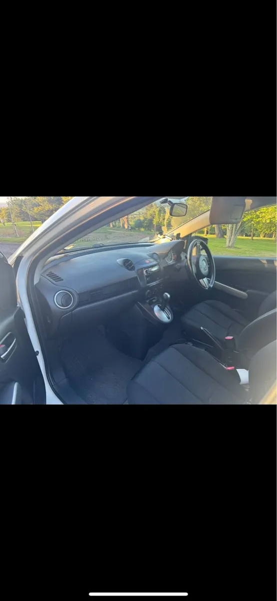 Mazda Demio - Image 4