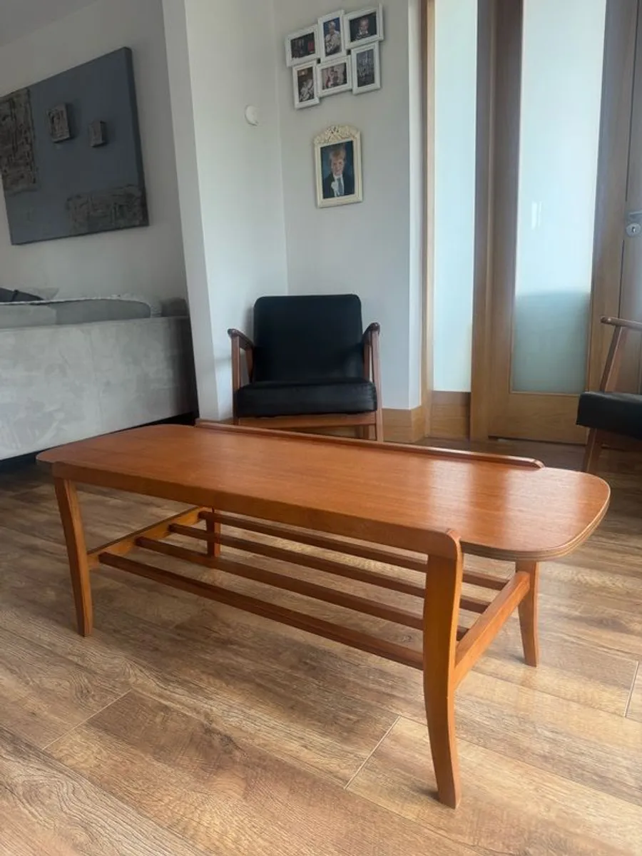Mid Century Golden Teak Veneer Long Coffee Table - Image 2